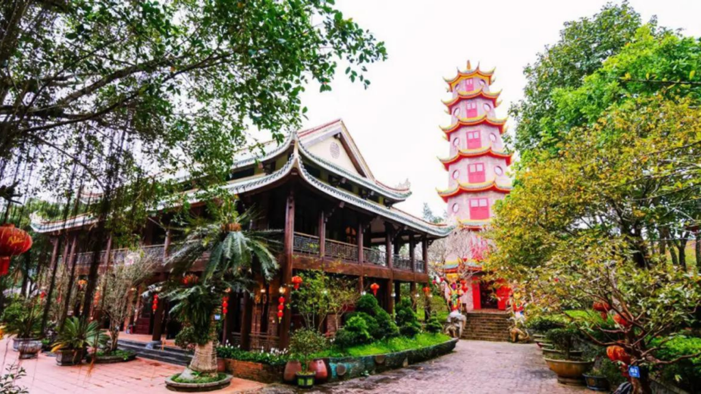 Long Việt mang đậm nét đẹp đặc trưng văn hóa và kiến trúc Bắc Bộ